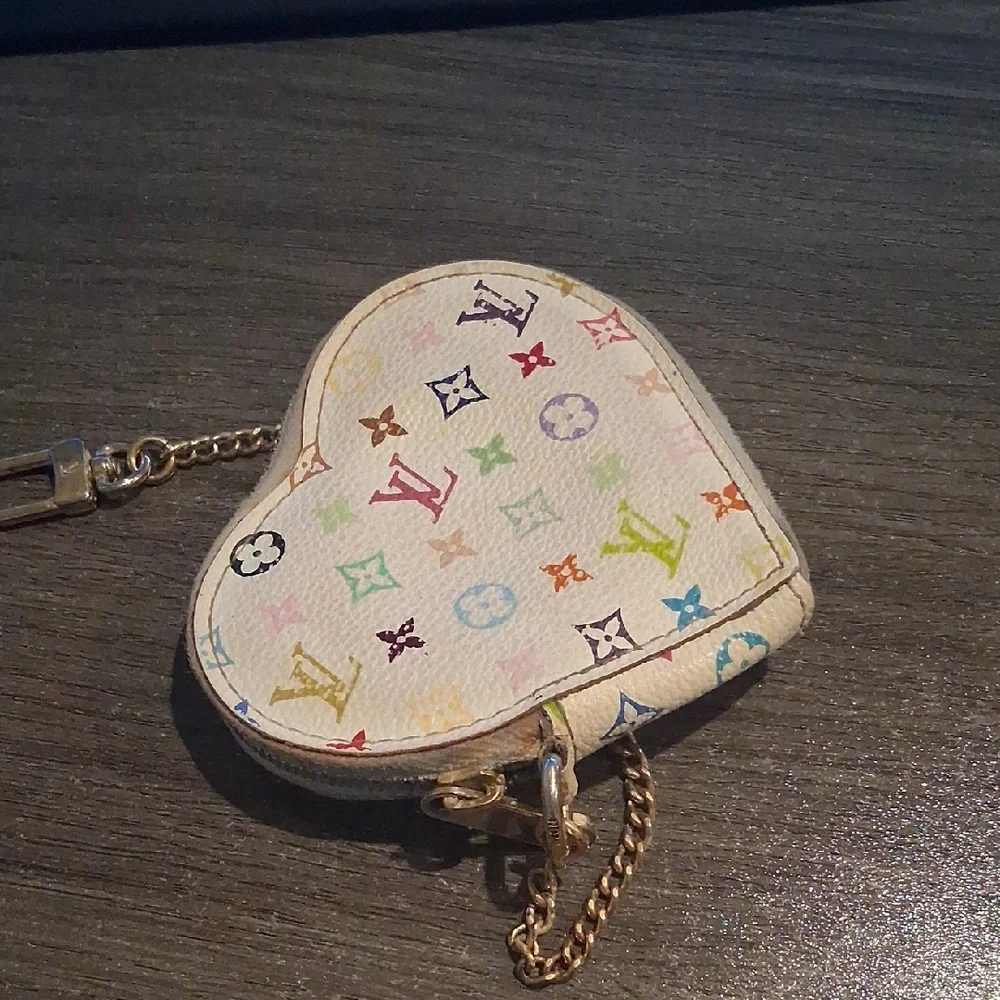 Louis Vuitton White Multicolor Monogram Heart Coin Pouch with Chain - Picture 2 of 6